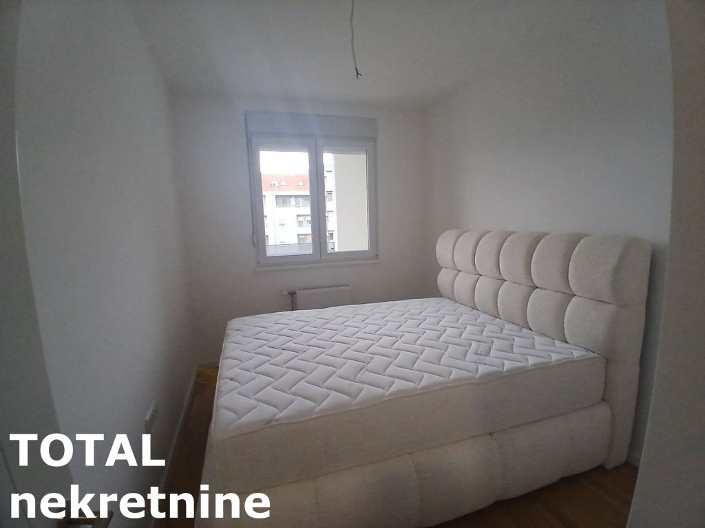 Stan Prodaja Novi Sad  40 m2