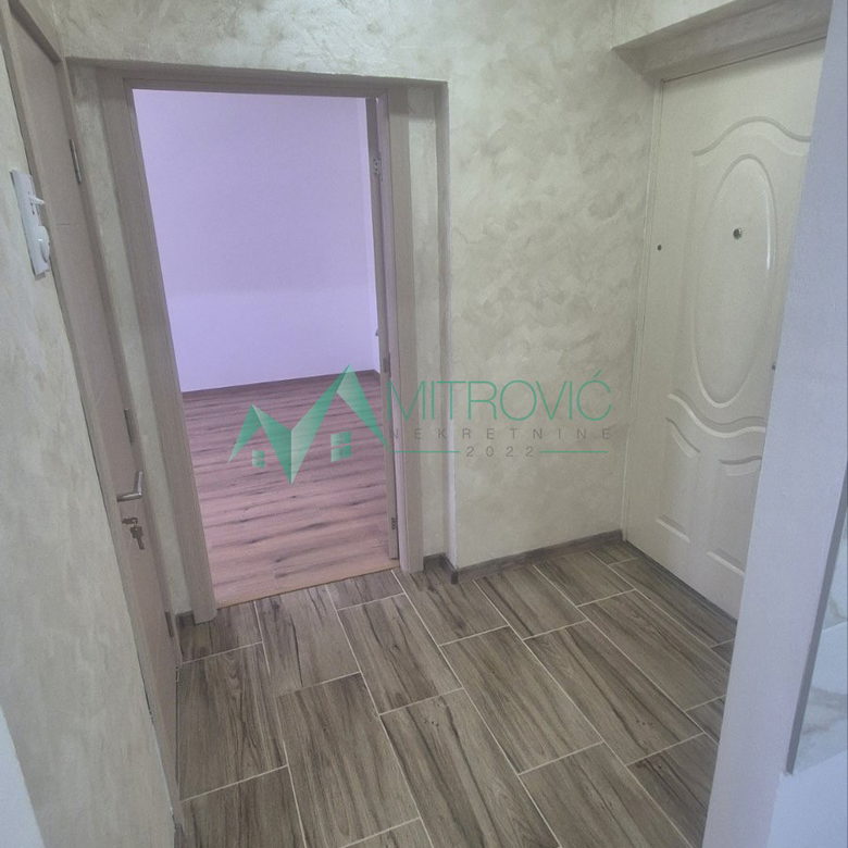 Stan Prodaja Novi Sad  37 m2