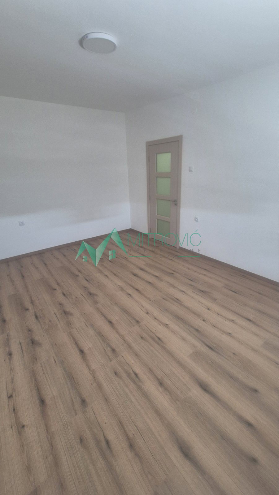 Stan Prodaja Novi Sad  37 m2