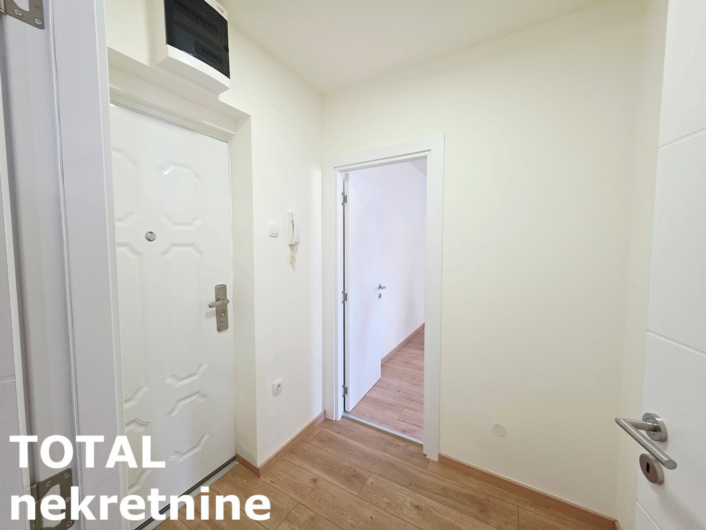 Jednoiposoban stan na prodaju, Bulevar, Novi Sad, 37m², 120.000 €