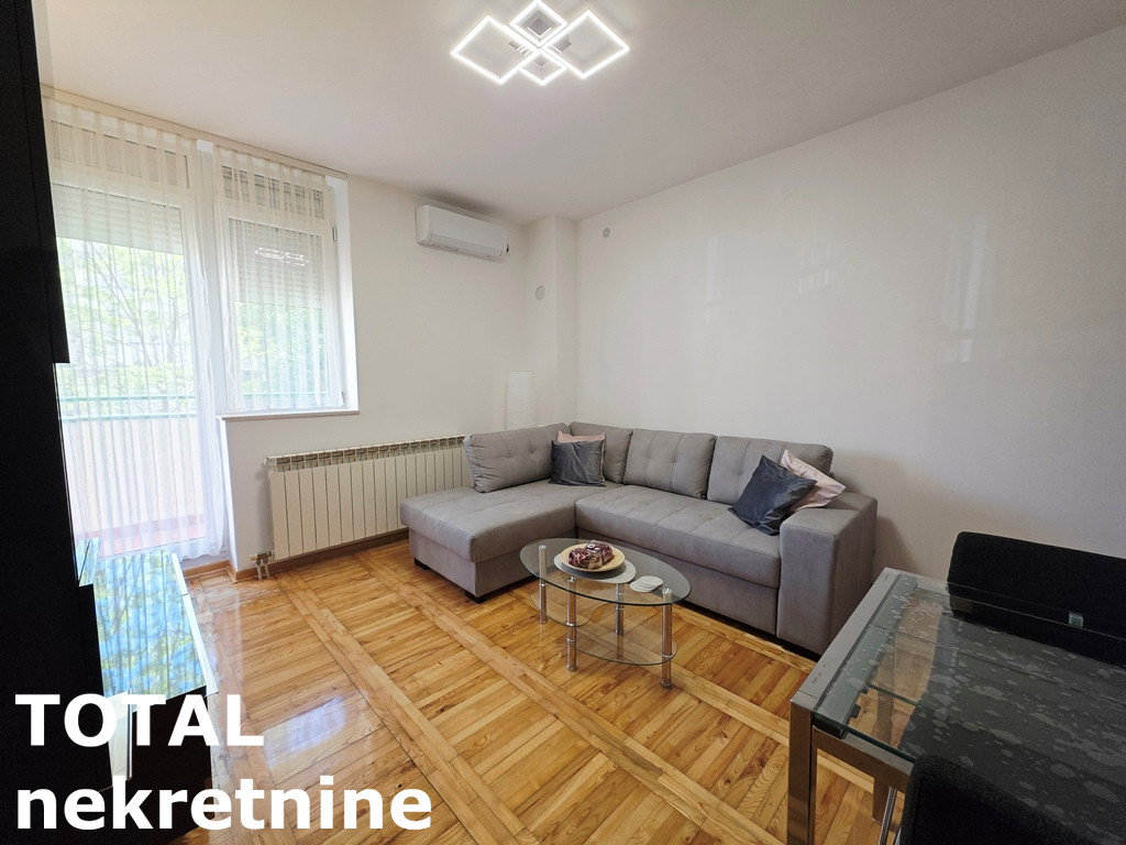 Stan Prodaja Novi Sad  37 m2