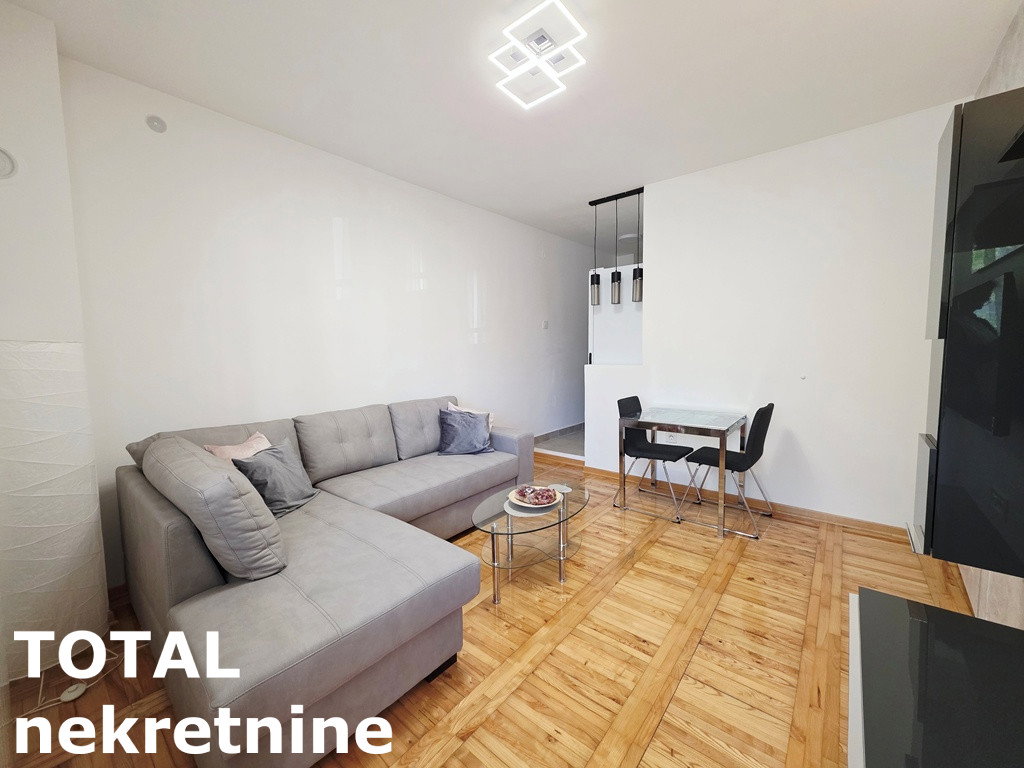 Stan Prodaja Novi Sad  37 m2