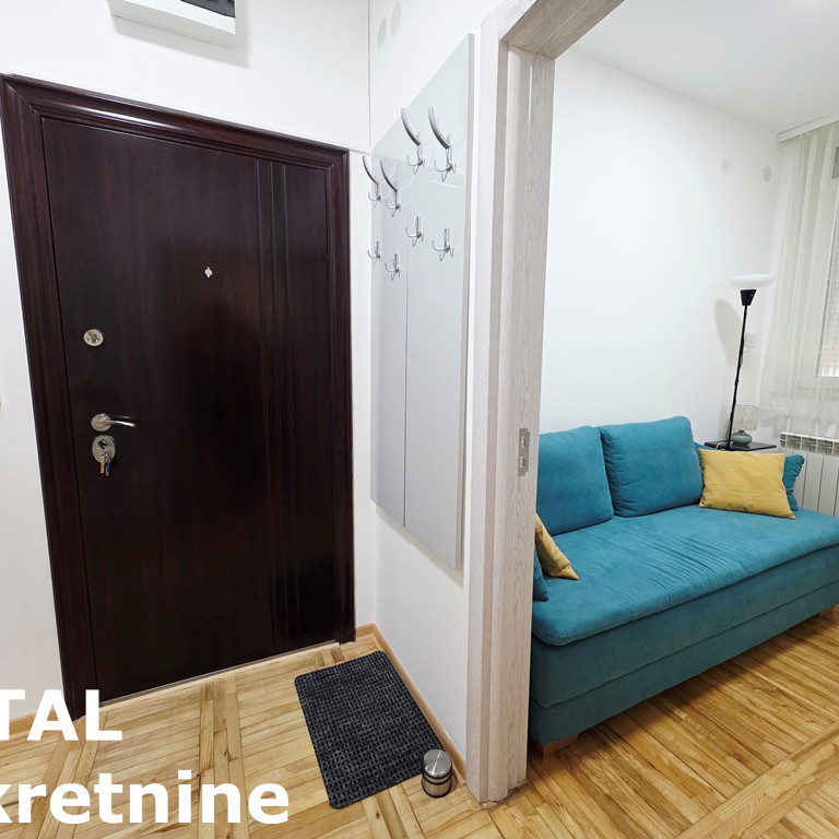 Jednoiposoban stan na prodaju, Bulevar Evrope, Novi Sad, 37m², 120.000 €