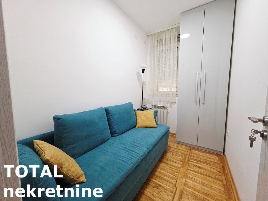 Stan Prodaja Novi Sad  37 m2