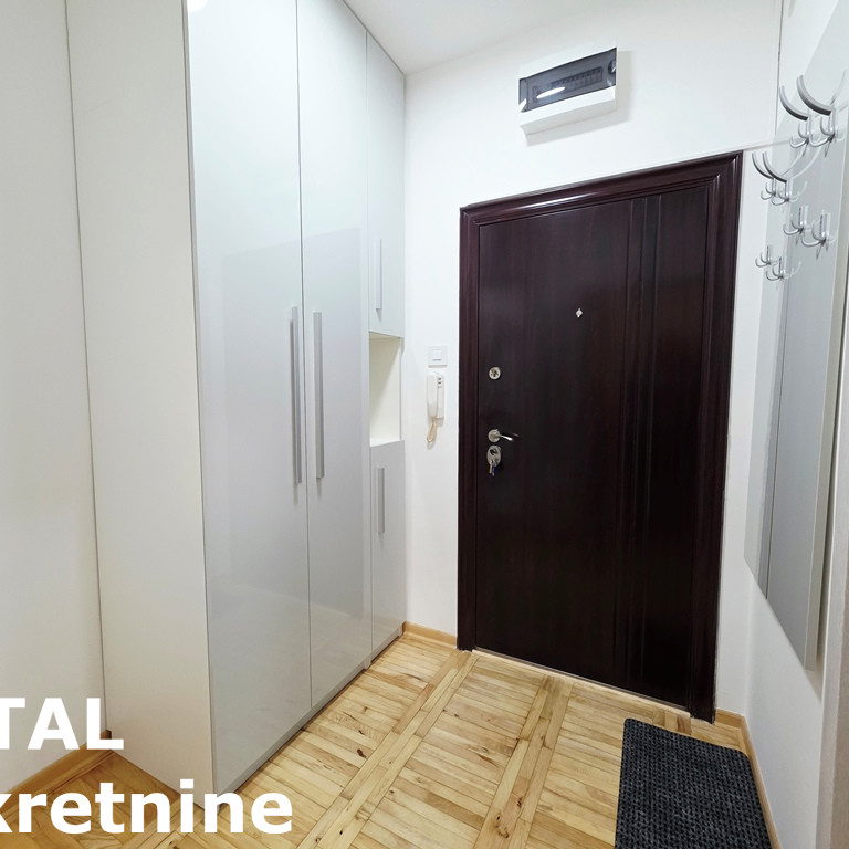 Jednoiposoban stan na prodaju, Bulevar Evrope, Novi Sad, 37m², 120.000 €