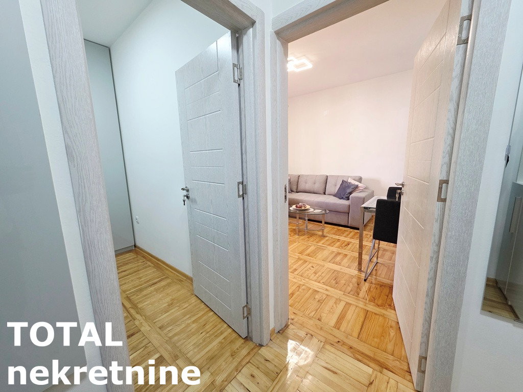 Jednoiposoban stan na prodaju, Bulevar Evrope, Novi Sad, 37m², 120.000 €