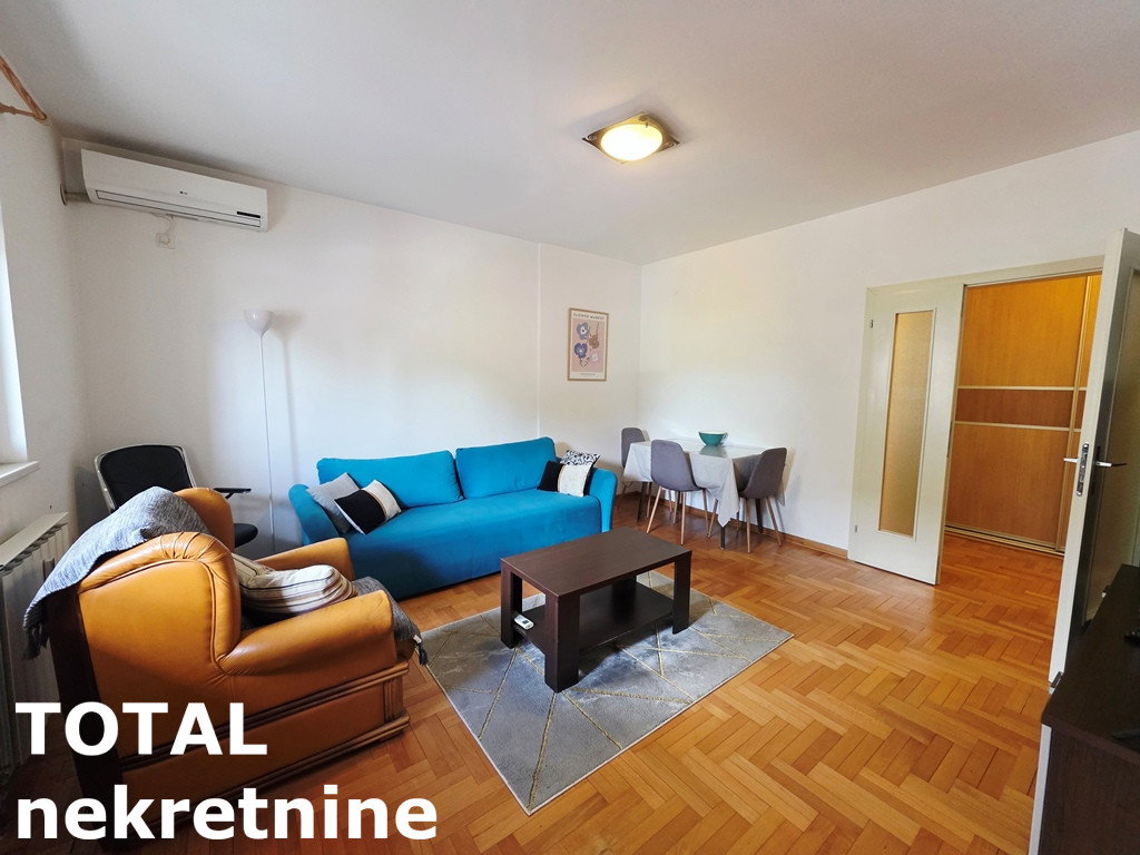 Stan Prodaja Novi Sad  42 m2