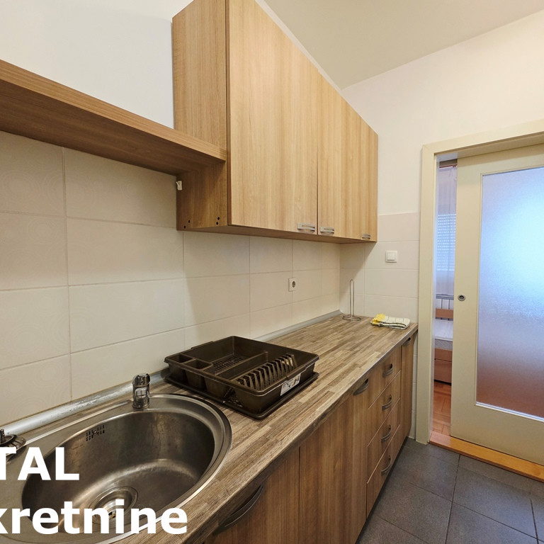 Stan Prodaja Novi Sad  42 m2