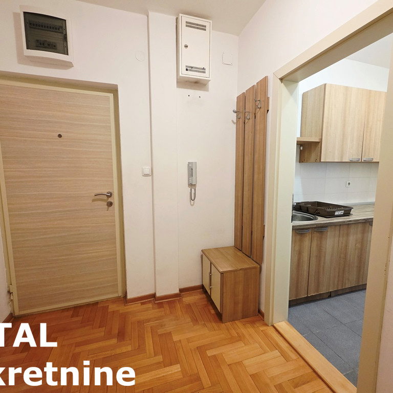 Jednoiposoban stan na prodaju, Jugovićevo, Novi Sad, 42m², 120.000 €