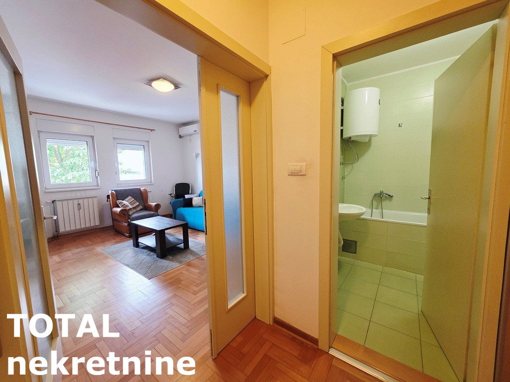 Jednoiposoban stan na prodaju, Jugovićevo, Novi Sad, 42m², 120.000 €