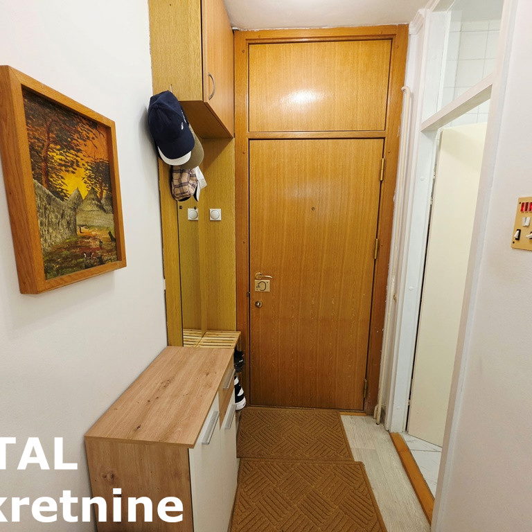 Jednosoban stan na prodaju, Novo Naselje, Novi Sad, 34m², 99.500 €