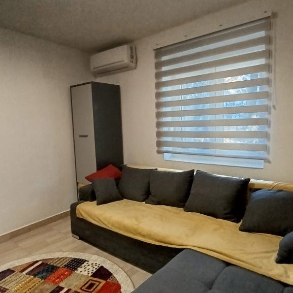 Stan Prodaja Novi Sad Cara Dušana 22 m2