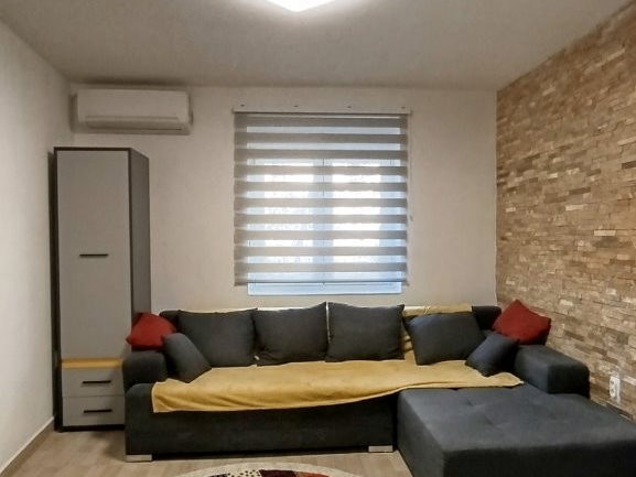 Stan Prodaja Novi Sad Cara Dušana 22 m2
