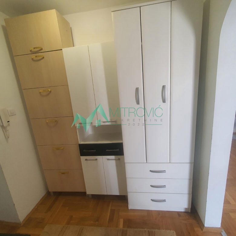 Stan Prodaja Novi Sad  37 m2