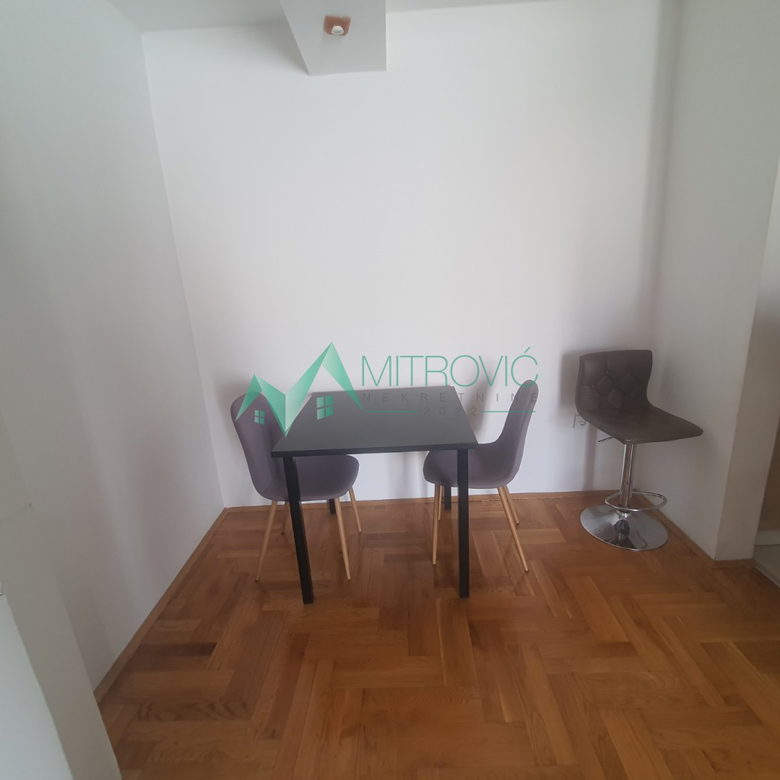 Stan Prodaja Novi Sad  37 m2