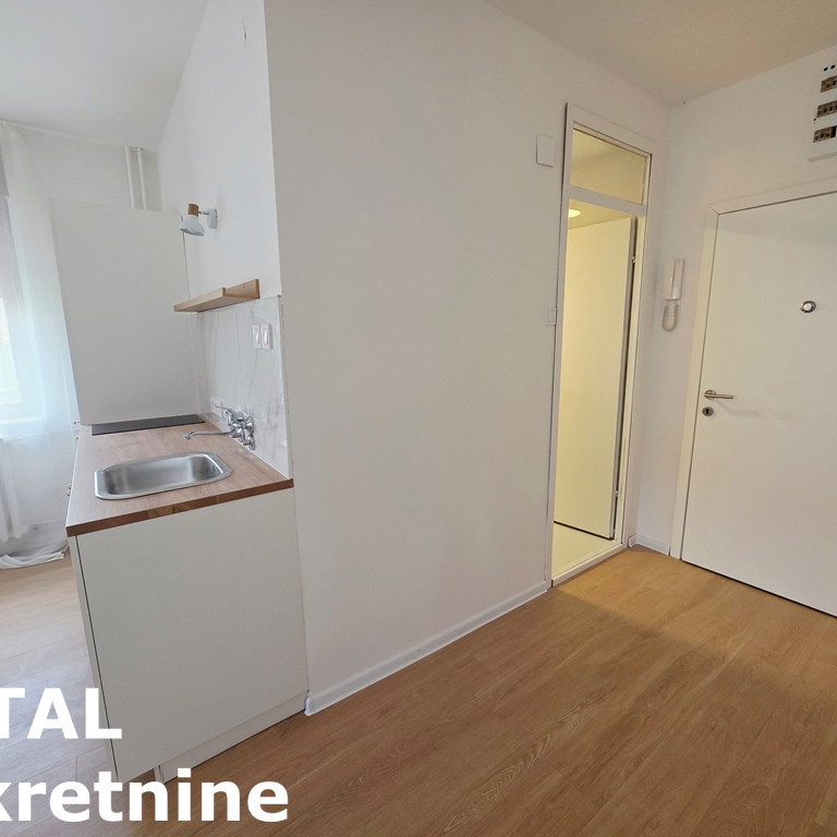 Stan Prodaja Novi Sad  30 m2