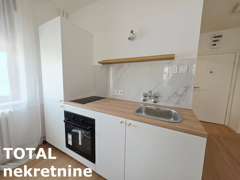 Stan Prodaja Novi Sad  30 m2