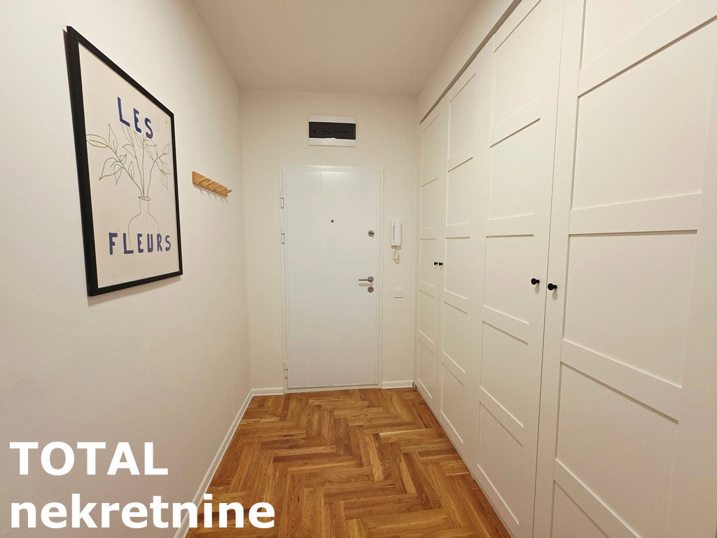 Jednosoban stan na prodaju, Nova Detelinara, Novi Sad, 40m², 137.000 €