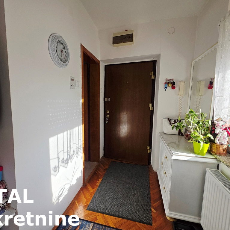 Jednosoban stan na prodaju, Podbara, Novi Sad, 39m², 130.000 €