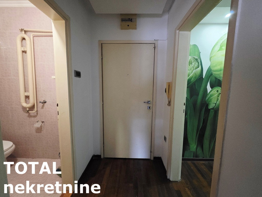 Jednosoban stan na prodaju, Železnička Stanica, Novi Sad, 32m², 77.000 €