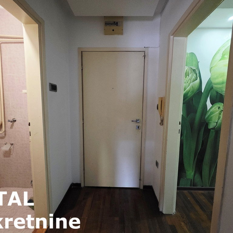 Jednosoban stan na prodaju, Železnička Stanica, Novi Sad, 32m², 77.000 €