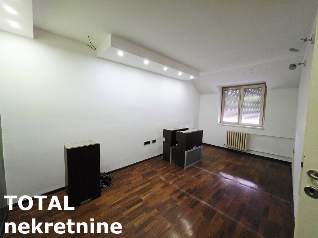 Stan Prodaja Novi Sad Železnička Stanica 32 m2