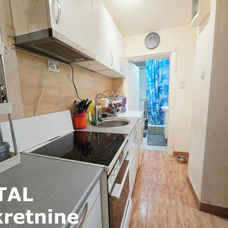 Stan Prodaja Novi Sad  30 m2