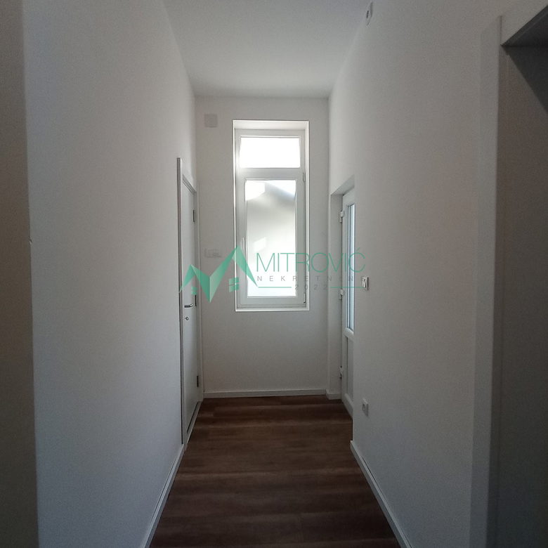 Dvoiposoban stan na prodaju, Majur, Novi Sad, 79m², 143.170 €