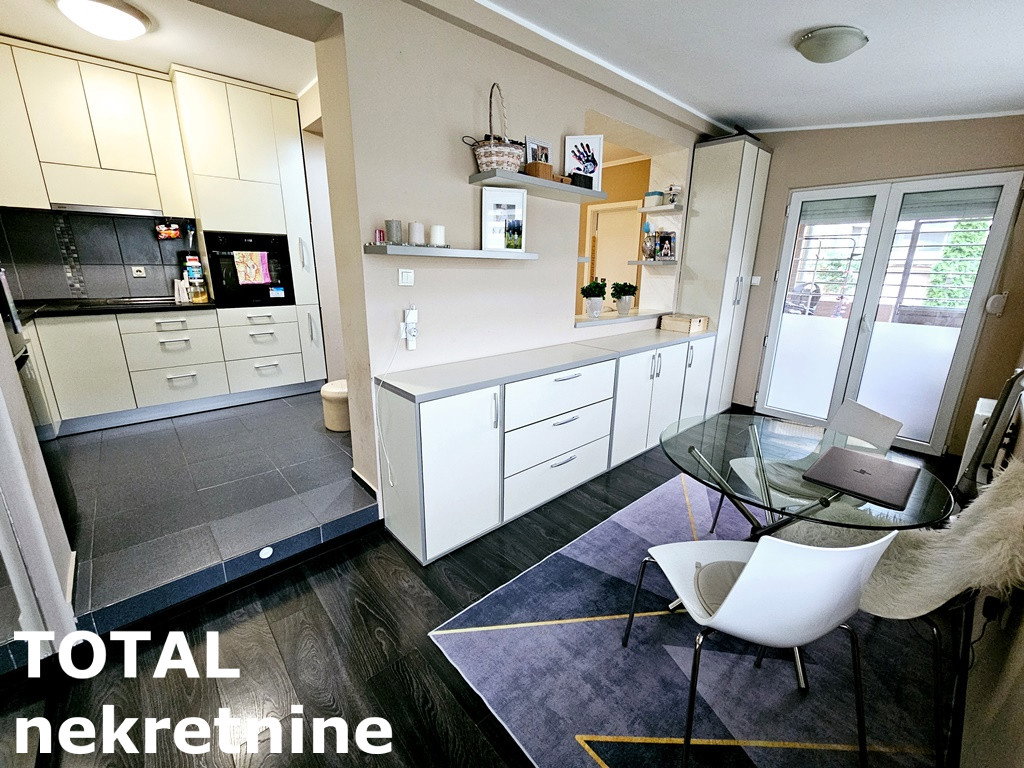 Trosoban stan na prodaju, Adice, Novi Sad, 58m², 130.000 €