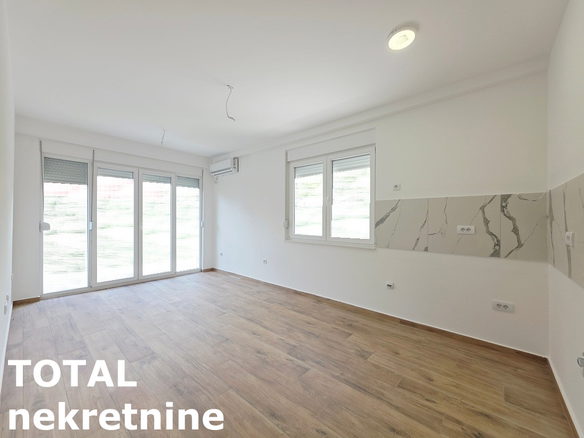 Stan Prodaja Novi Sad  50 m2
