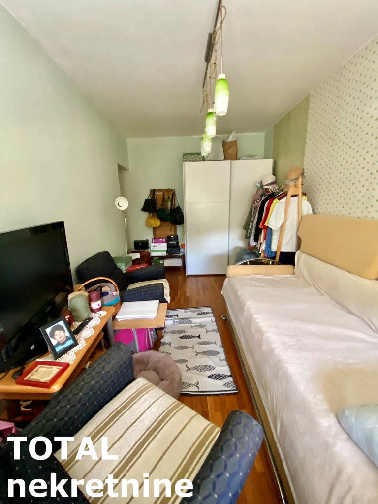 stanovi-2-5-re-bulevar-1061235-yqubn Dvoiposoban stan na prodaju, Bulevar, Novi Sad, 65m², 200.000 €