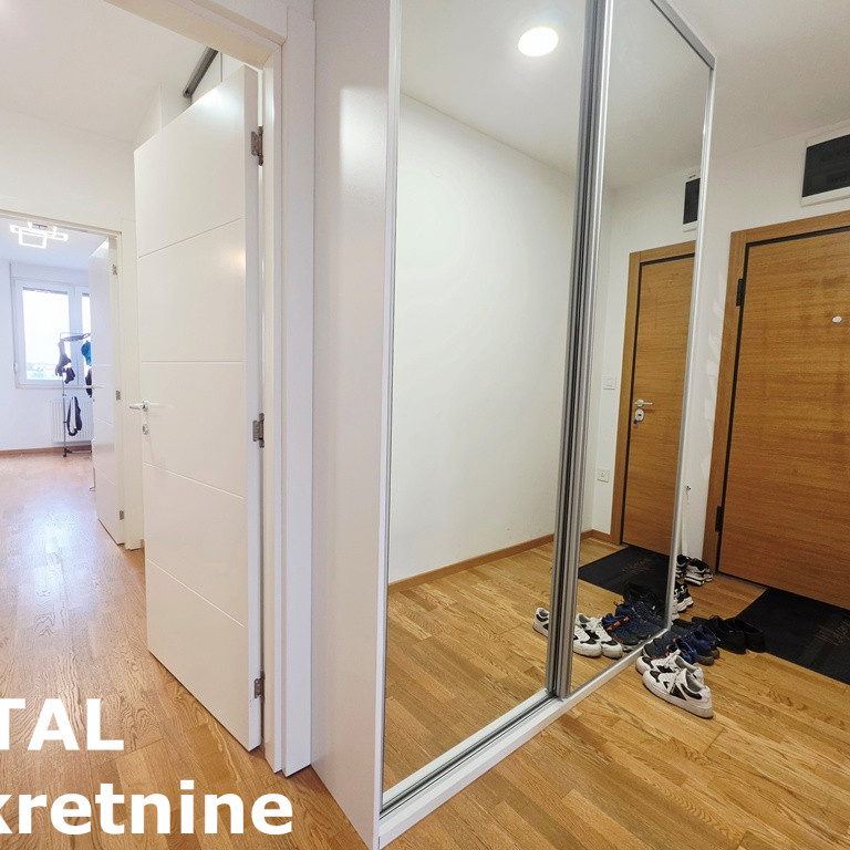 Dvoiposoban stan na prodaju, Bulevar Patrijarha Pavla, Novi Sad, 82m², 225.000 €