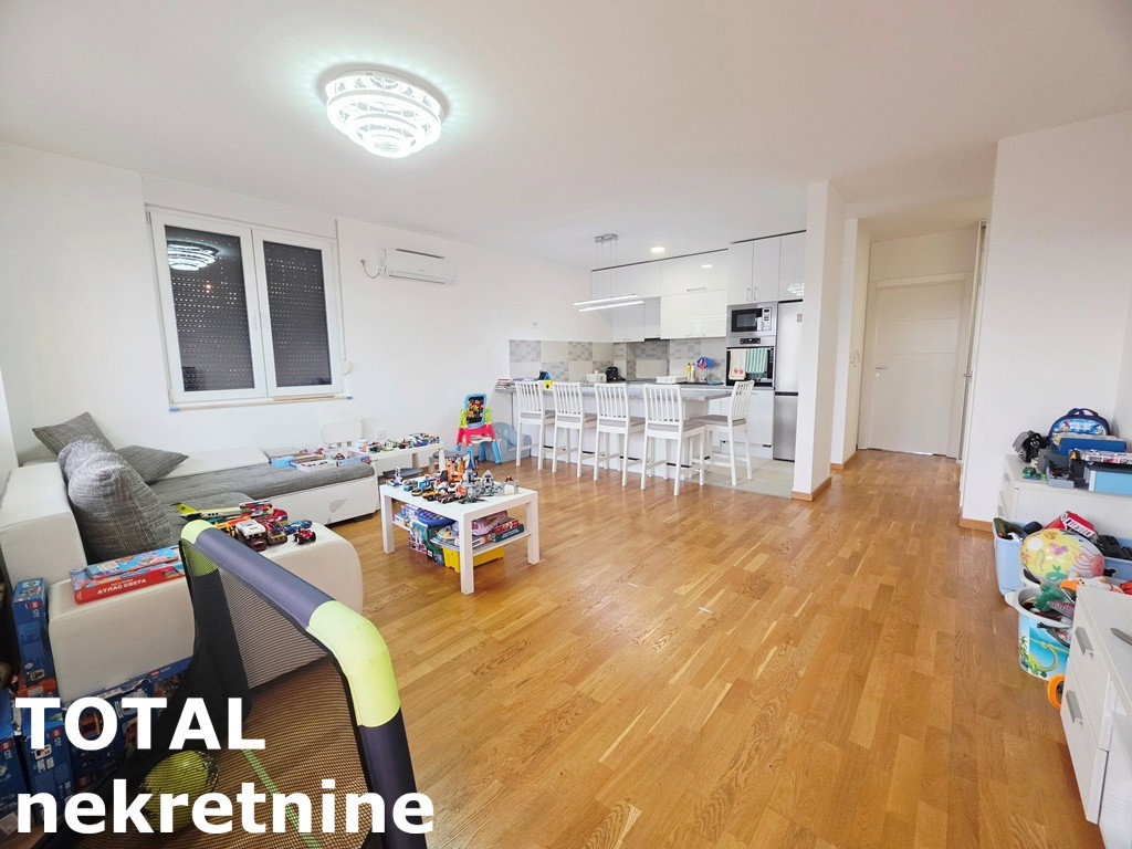 Stan Prodaja Novi Sad Bulevar Patrijarha Pavla 82 m2