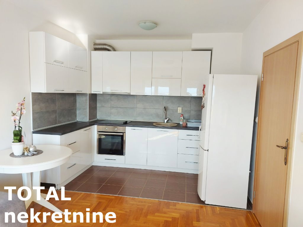 Stan Prodaja Novi Sad Stan Prodaja Novi Sad Bulevar Patrijarha Pavla 49 m2