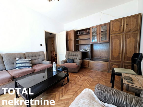 Stan Prodaja Novi Sad  74 m2