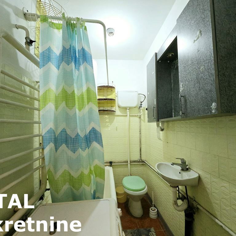 Dvoiposoban stan na prodaju, Centar, Novi Sad, 74m², 160.000 €