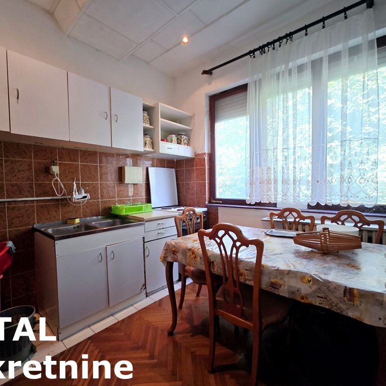 Dvoiposoban stan na prodaju, Centar, Novi Sad, 74m², 160.000 €