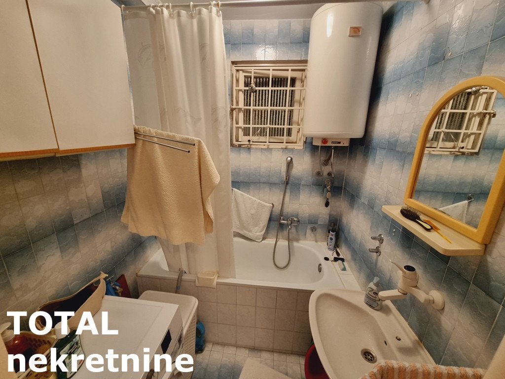 stanovi-2-5-re-centar-1096494-kg2ki Dvoiposoban stan na prodaju, Centar, Novi Sad, 70m², 252.350 €