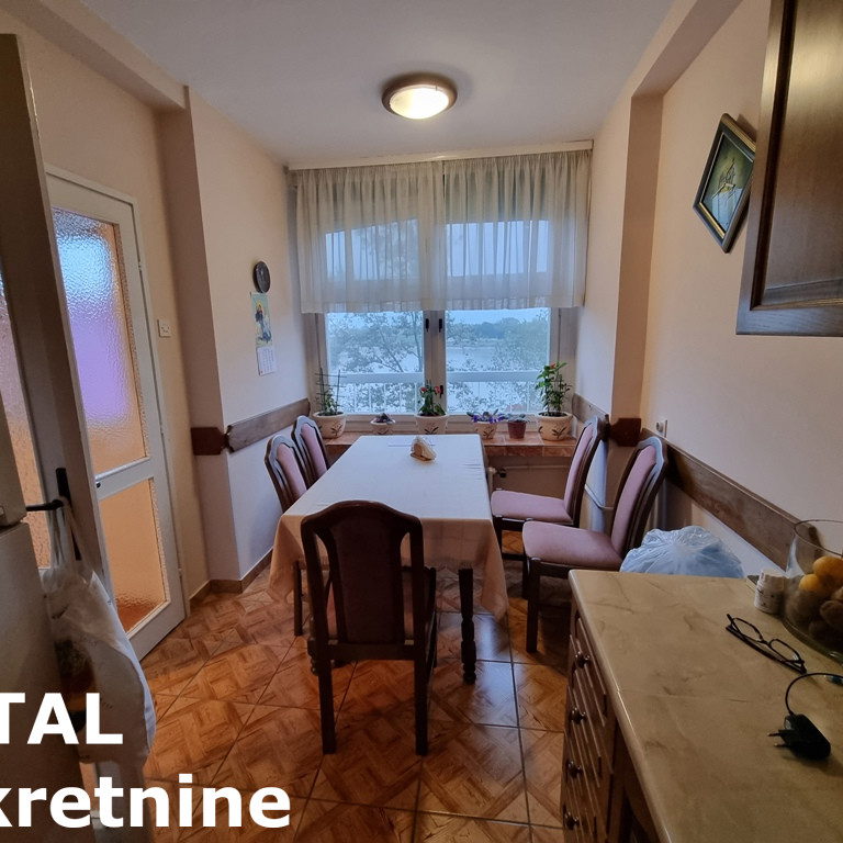 Stan Prodaja Novi Sad  70 m2