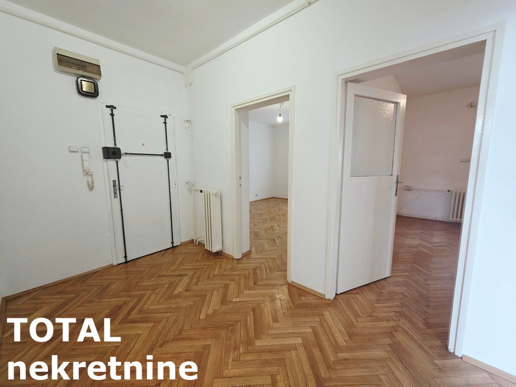stanovi-2-5-re-kej-1102520-wnqzh Dvoiposoban stan na prodaju, Kej, Novi Sad, 68m², 205.000 €