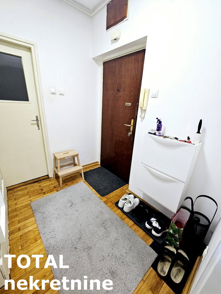 stanovi-2-5-re-liman-1-1064304-dxamq Stan Prodaja Novi Sad Liman 1 44 m2