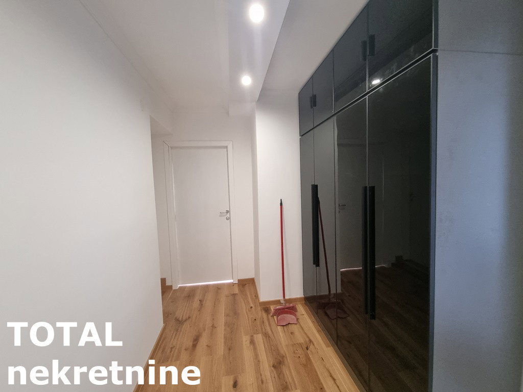 stanovi-2-5-re-novo-naselje-1061117-xre5k Dvoiposoban stan na prodaju, Novo Naselje, Novi Sad, 74m², 170.000 €