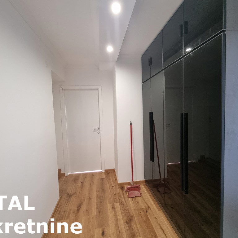 Dvoiposoban stan na prodaju, Novo Naselje, Novi Sad, 74m², 170.000 €