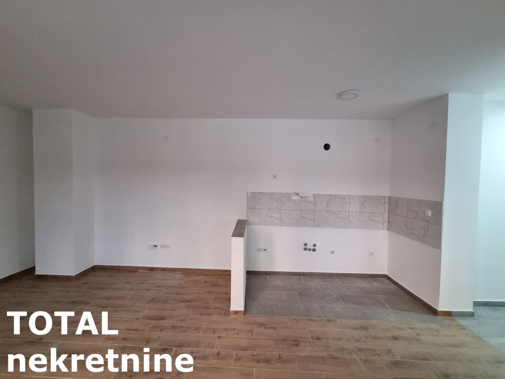 Stan Prodaja Novi Sad  57 m2