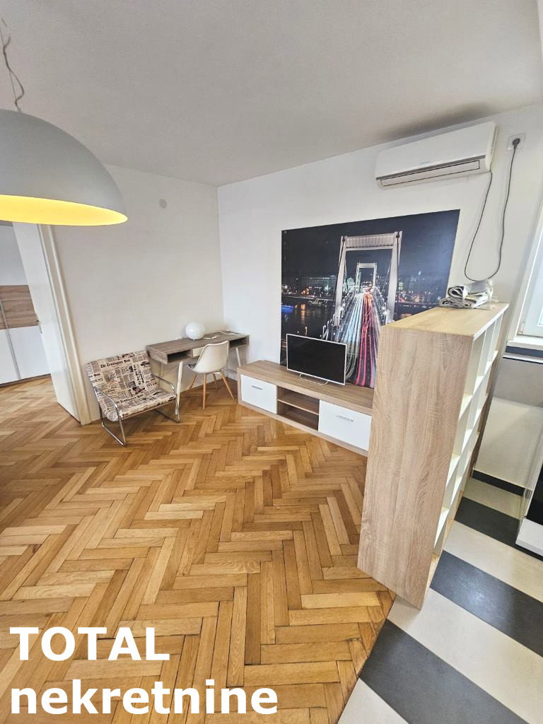 Stan Prodaja Novi Sad  48 m2