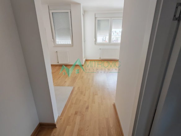 Stan Prodaja Novi Sad  40 m2