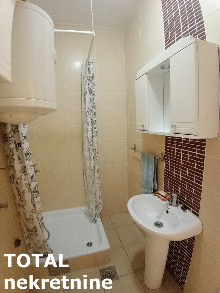 Stan Prodaja Novi Sad  38 m2