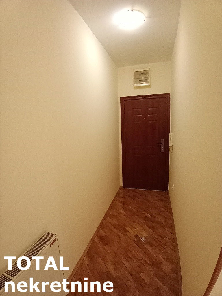 Stan Prodaja Novi Sad  38 m2