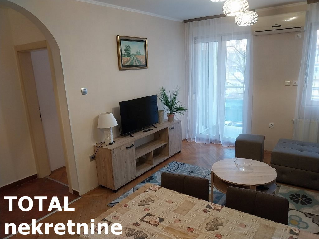 Stan Prodaja Novi Sad Stan Prodaja Novi Sad Cara Dušana 43 m2