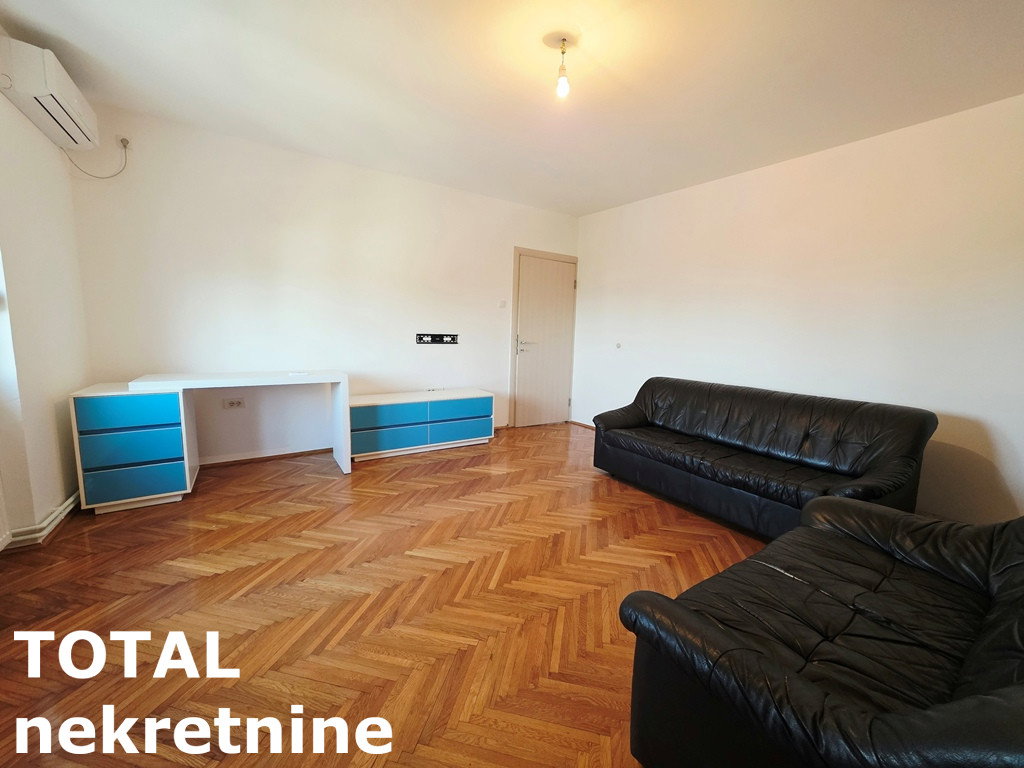 Stan Prodaja Novi Sad Stan Prodaja Novi Sad Cara Dušana 58 m2